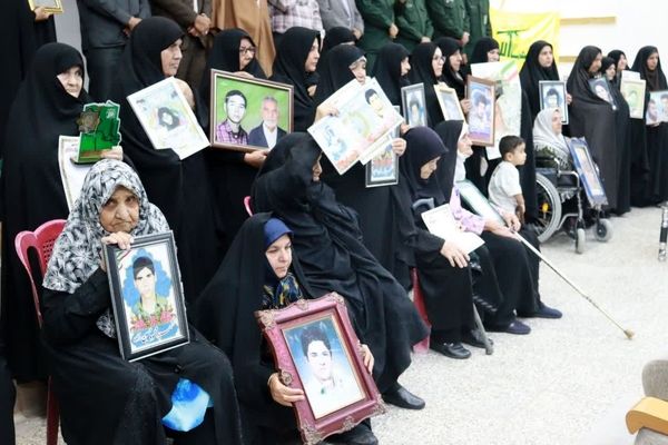 همایش مادران پرچم دار در شهرستان خلیل‌آباد 