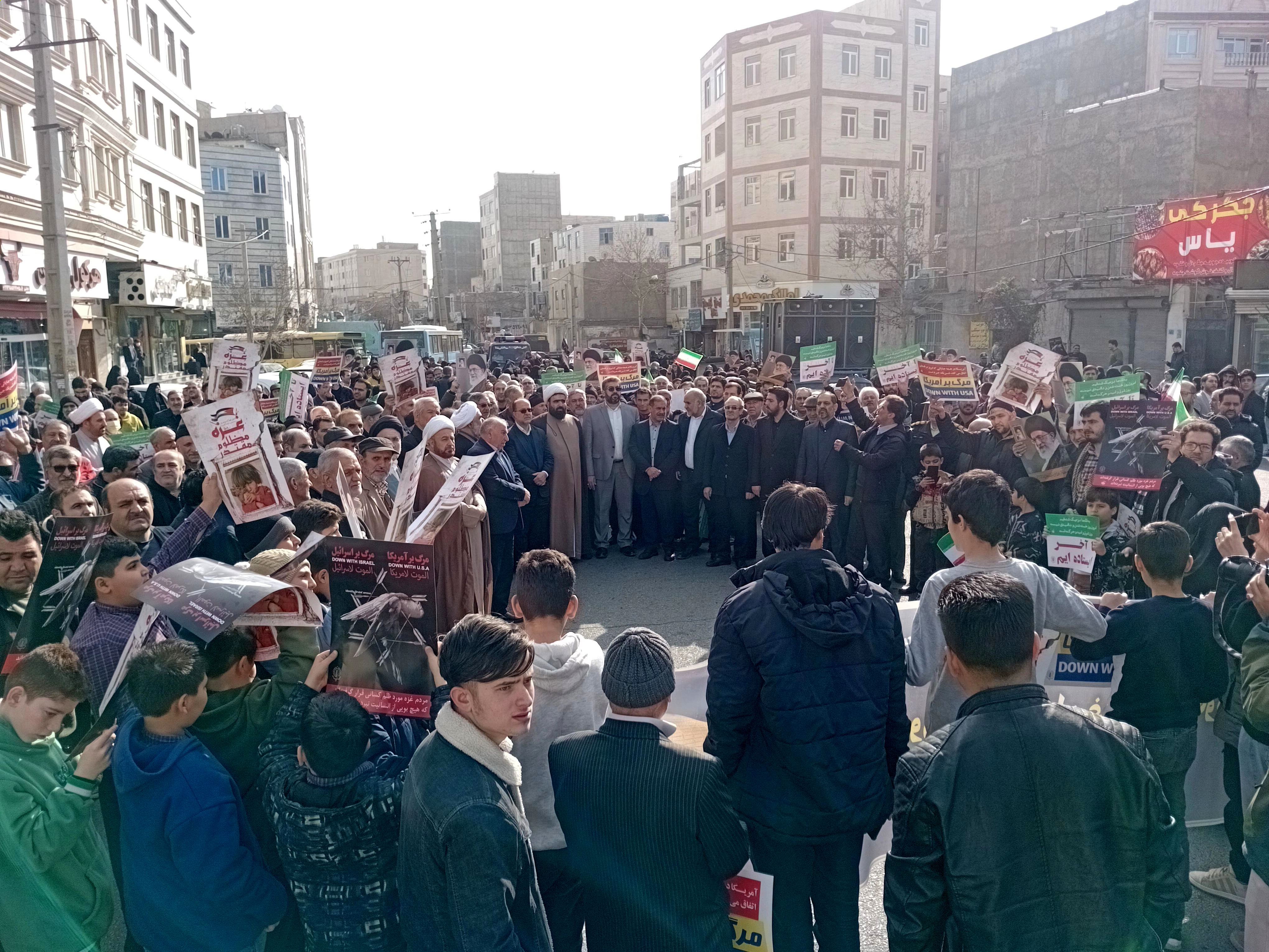 راهپیمایی مردمی به شکرانه پیروزی مردم قهرمان غزه و جبهه مقاومت