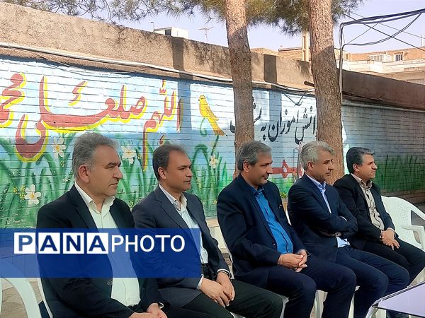 جشن شکوفه ها در دبستان فضیلت