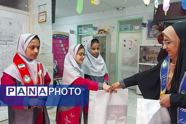 هفته کتاب همراه با پیشتازان کهریزک 