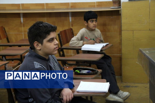 روشنگریِ جهادی؛ جهادِ آموزشیِ معلمان در مدارس یزد