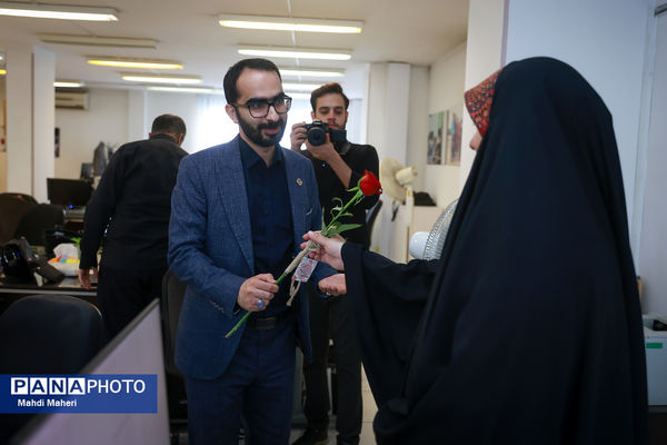بازدید رئیس باشگاه دانش پژوهان جوان از خبرگزاری پانا