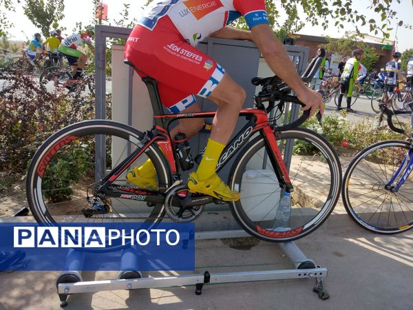  اولین روز مسابقات دوچرخه‌سواری پیشکسوتان سراسر کشور