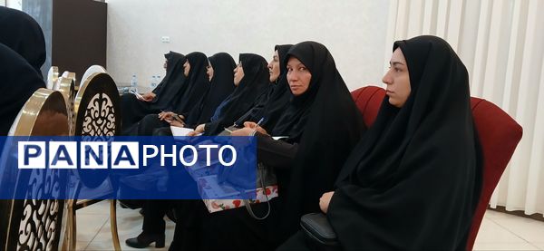 نشست توجیهی  مدیران مدارس شهرستان طرقبه شاندیز