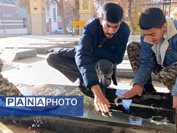 اجرای طرح لاله‌های روشن در آموزشگاه شیخ فضل‌الله نوری 