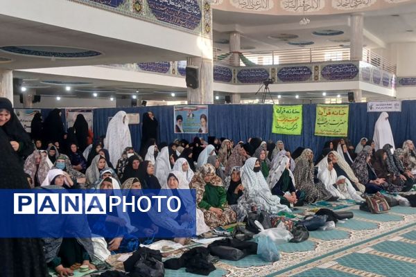 نماز جمعه امید دل‌های خسته برای مؤمنان 