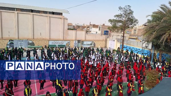 بازدید مدرسان کشوری سازمان دانش‌آموزی از دبیرستان تمام تشکیلاتی عفت
