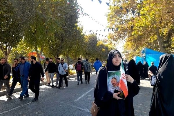 راهپیمایی بزرگ یوم‌الله ۱۳ آبان در کرج