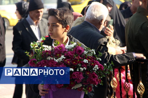 مراسم استقبال از کاروان دانش‌آموزی اعزام به حج عمره در یزد