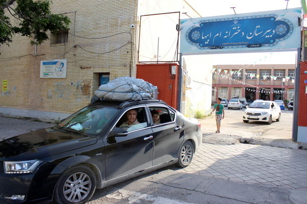 اسکان مسافران نوروزی در مدارس بوشهر