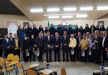 نشست خبری مدیرکل آموزش و پرورش استان اصفهان با اصحاب رسانه