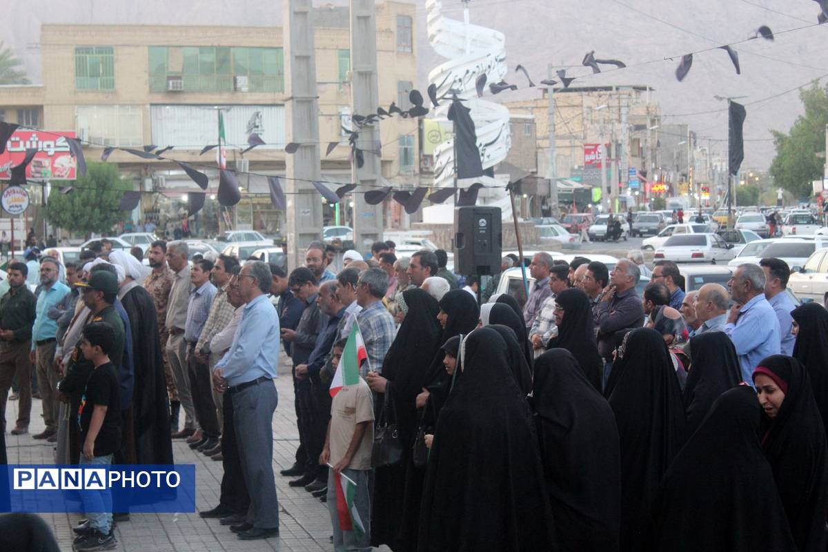 جشن مردم حاجیآباد برای پیروزی در مقابل رژیم صهیونسیت و آمریکای جنایتکار