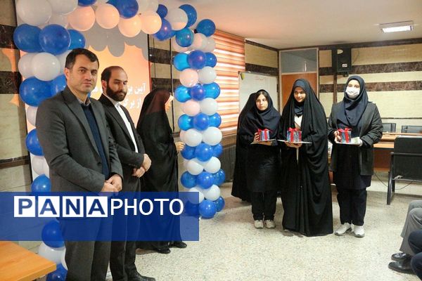  آیین بزرگداشت هفته پژوهش با تجلیل از برگزیدگان