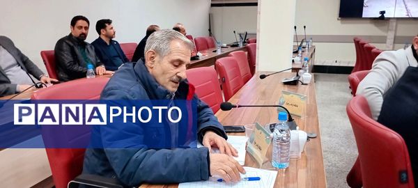 برگزاری جلسه کارگروه تسهیل استان در استانداری