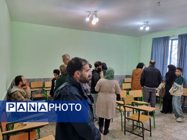 ۱۳ آذر جلسه دیدار اولیا با دبیران دبیرستان نمونه دولتی پژوهش آشخانه 