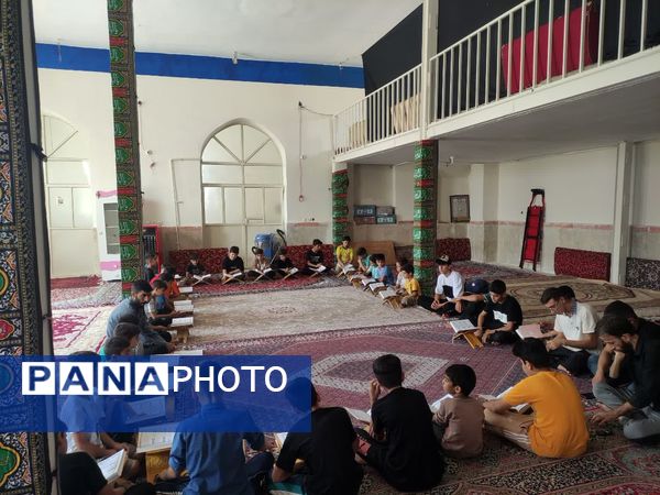 کلاس‌های قرآن کریم در مسجد امام علی (ع) ده‌محسن 