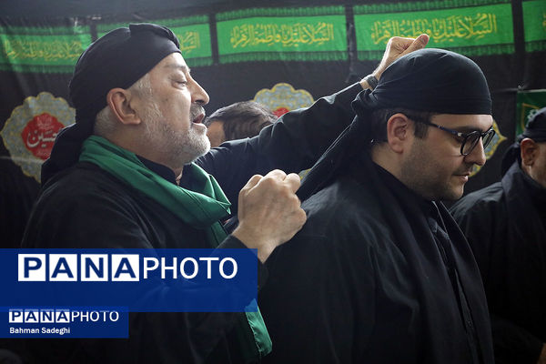  عزاداری روز تاسوعای حسینی در هیات سقاهای همدانی مقیم مرکز