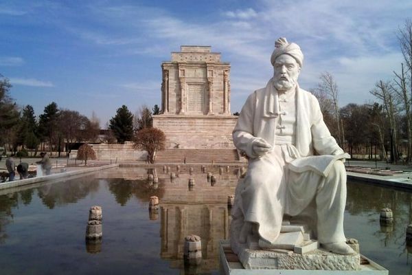 فردوسی؛ روایت‌گر حماسه دیروز و حکمتِ امروز