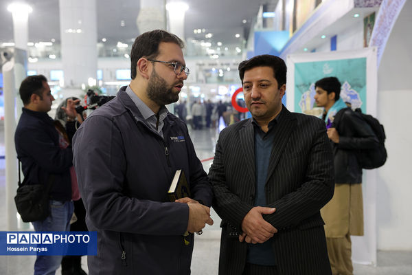 آیین بدرقه دانش‌آموزان و مربیان عمره‌گزار به سرزمین وحی