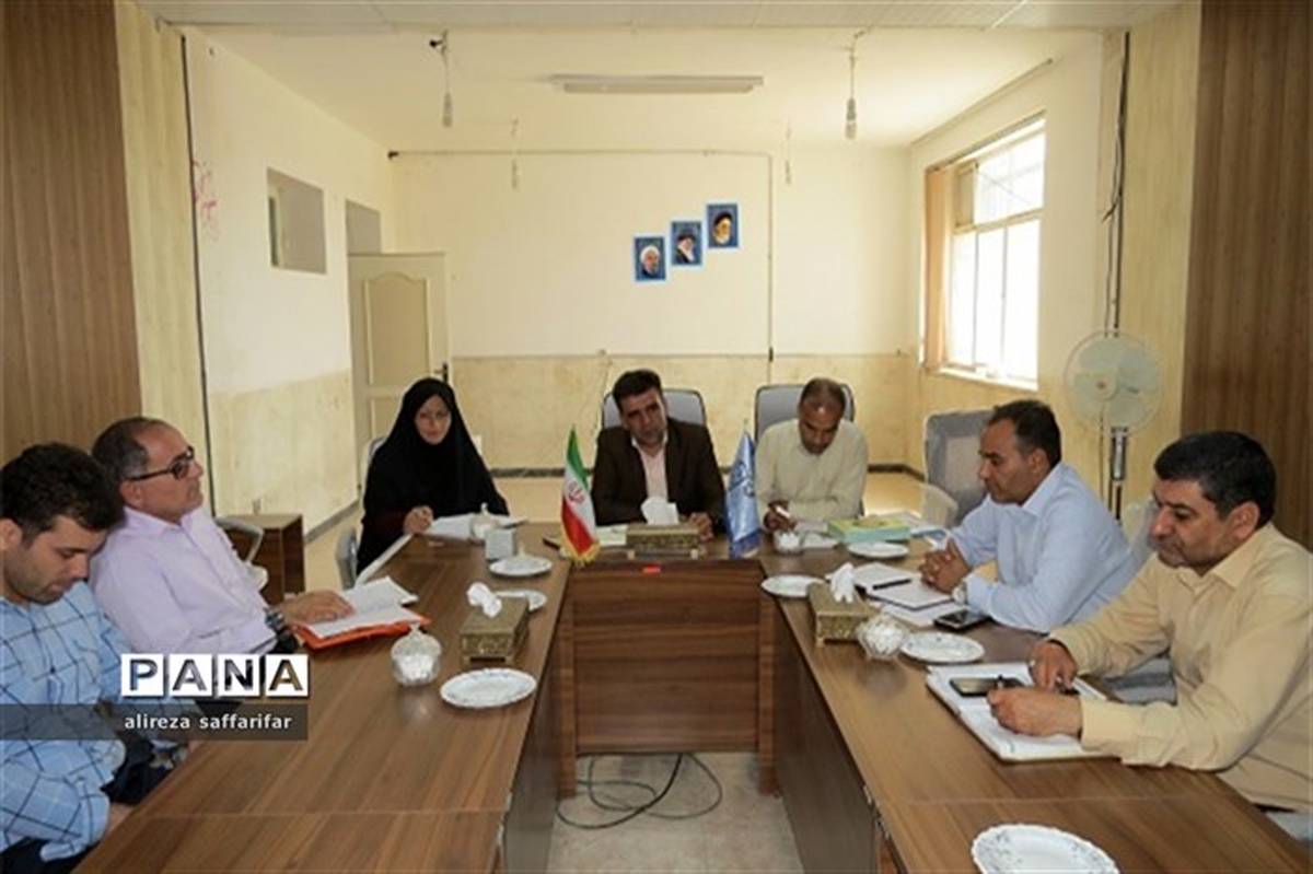 جلسه توجیهی مدیران جدیدالانتصاب در اردستان