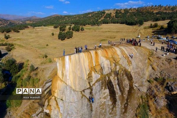 دومین جشنواره ملی انگور سیاه سردشت