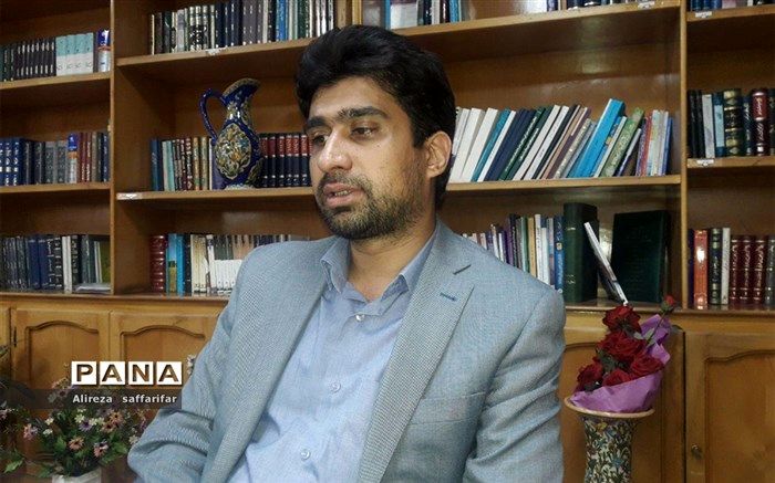 فرماندار اردستان:یادواره شهدا نباید سیاسی برگزار شود