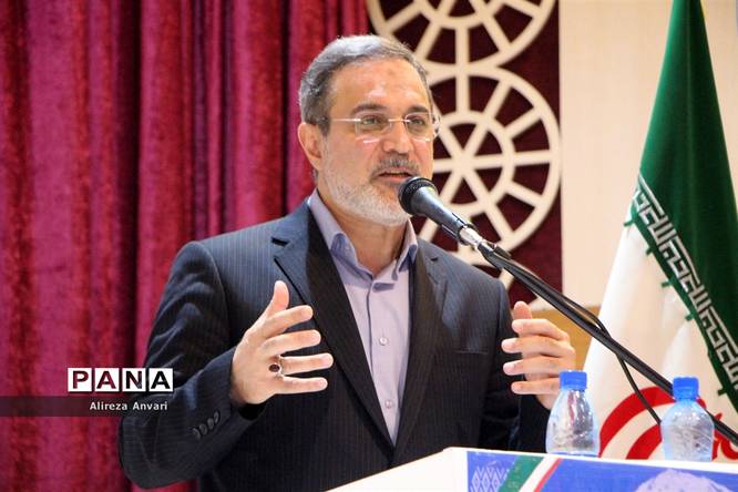 حضور وزیر آموزشوپرورش در گردهمایی فرهنگیان در نوشهر