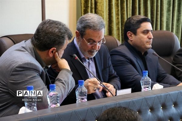 حضور وزیر آموزش‌وپرورش در جلسه شورای آموزش‌وپرورش مازندران