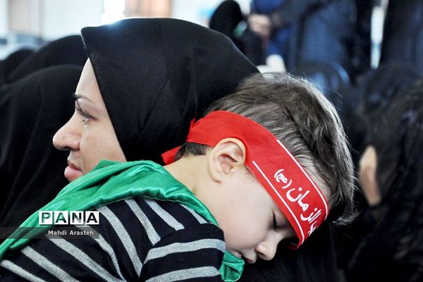 همایش شیرخوارگان حسینی درشهرستان خوسف