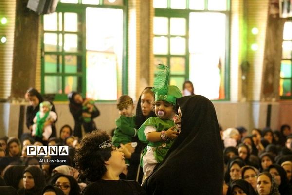 همایش شیرخوارگان حسینی در حسینیه ثارالله قائم شهر
