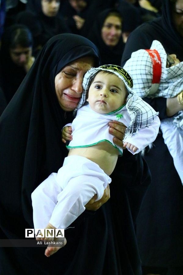 همایش شیرخوارگان حسینی در حسینیه ثارالله قائم شهر