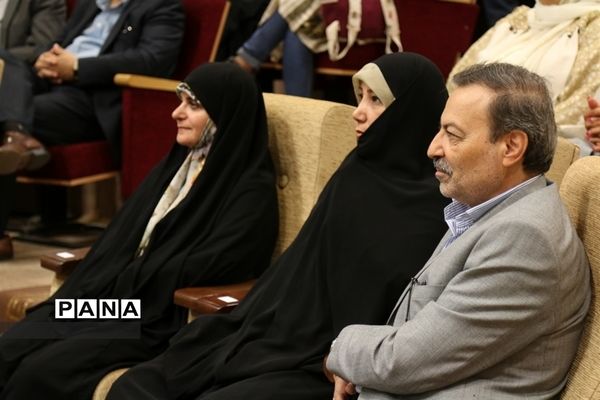 مراسم تجلیل از افتخار آفرین های کنکور 1397 و المپیاد های 2018