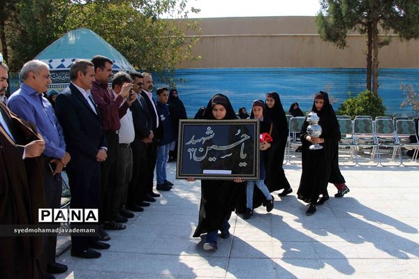 این بار دانش آموزان به استقبال محرم آمدند