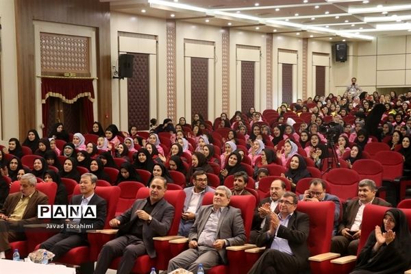 همایش تجلیل از ستارگان ورزش دانش آموزی خراسان رضوی