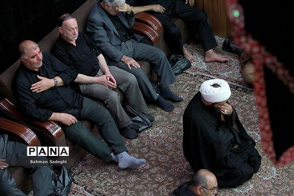 سوگواری تاسوعای حسینی در حسینیه کربلایی ها