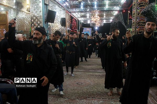 سوگواری تاسوعای حسینی در حسینیه کربلایی ها