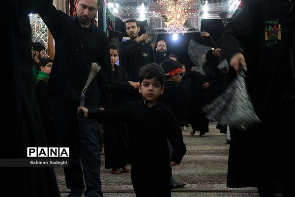 سوگواری تاسوعای حسینی در حسینیه کربلایی ها