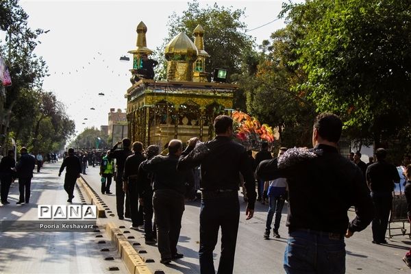 عزاداری روز عاشورا در شیراز