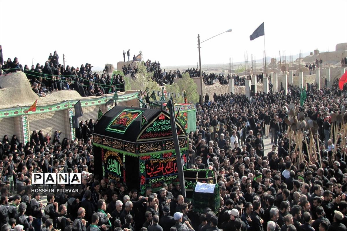 مراسم نخل گردانی در شهرستان خوسف