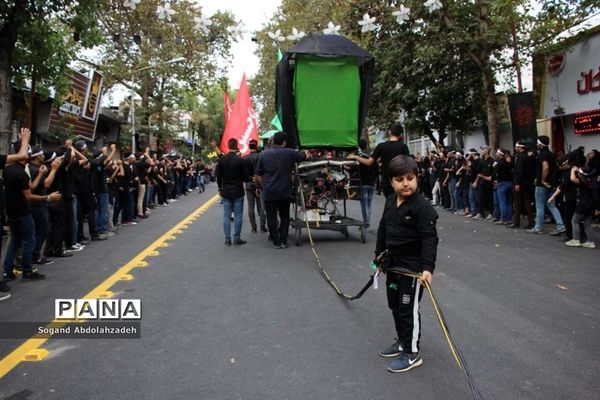 عزاداری روز عاشورا در ساری