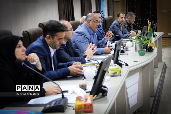 نشست خبری مدیرکل آموزش و پرورش آذربایجان غربی با اصحاب رسانه
