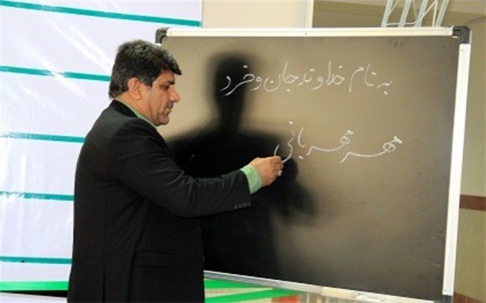 تقدیر مدیر آموزش و پرورش شهرستان بوشهر از کادر خدماتی مدارس