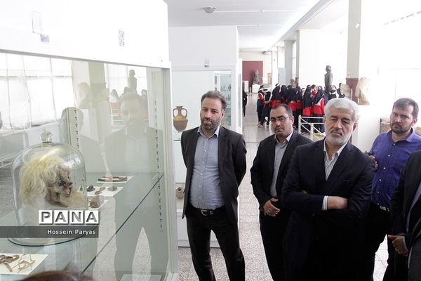 بازدید دانش آموزان از موزه ملی ایران