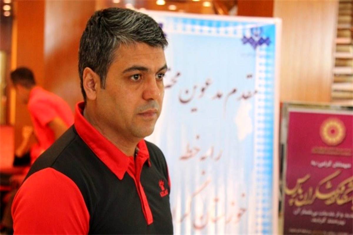 ستار همدانی: عملکرد استقلال روز به روز هواداران را بیشتر دلسرد می‌کند