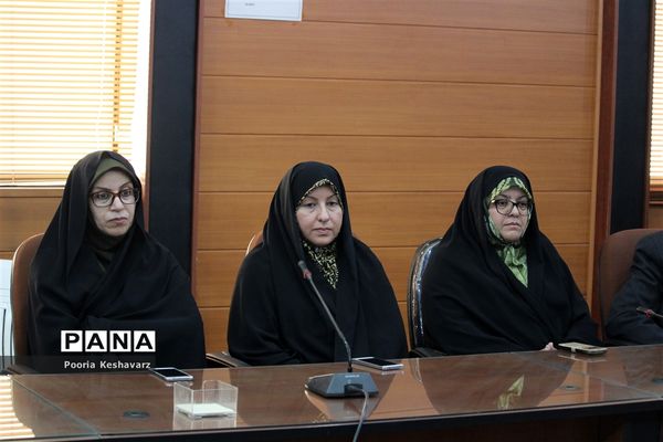 تودیع و معارفه روسای اداره انجمن اولیا و مربیان و دفتر مدیرکل آموزش و پرورش  فارس