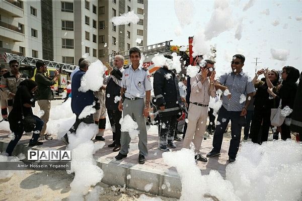 مانور آتش نشانی در جزیره کیش