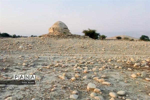 بقعه پیر مهدی نمادی از شهر گله‌دار