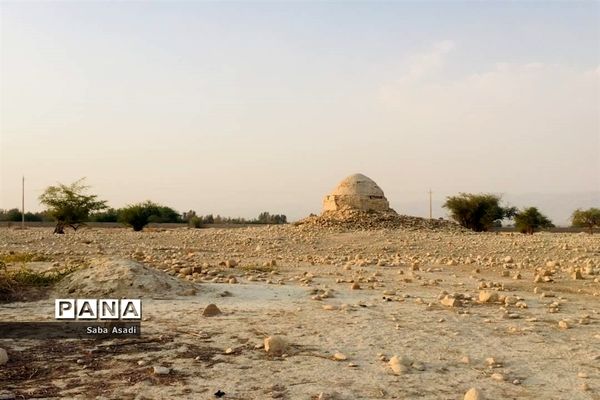 بقعه پیر مهدی نمادی از شهر گله‌دار