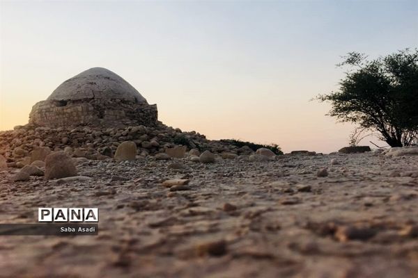 بقعه پیر مهدی نمادی از شهر گله‌دار