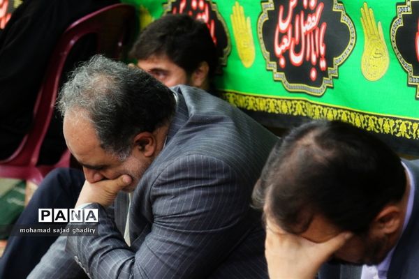 تجمع عاشورایی فرهنگیان تهران درتشییع پیکرپاک و مطهر شهید گمنام
